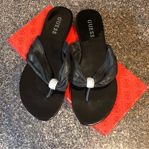 Guess Dressy Thong Sandals EUC - Picture 2 of 8